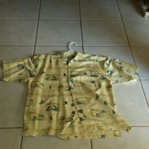 Men Tommy Bahama casual shirt???????????