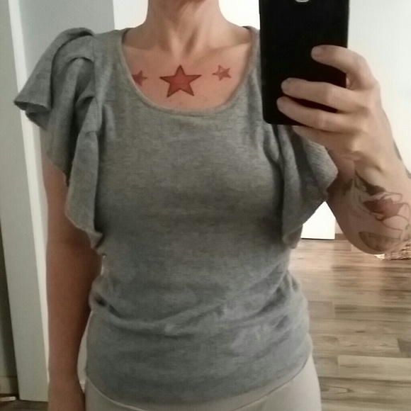 ❌❌SOLD❌❌Anthropologie gray sweater XS - Picture 3 of 3