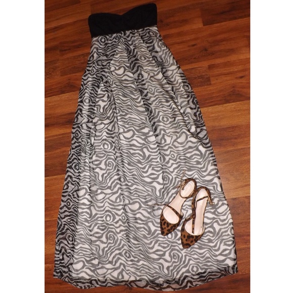 Charlotte Russe Zebra Sleeveless Long Maxi Dress