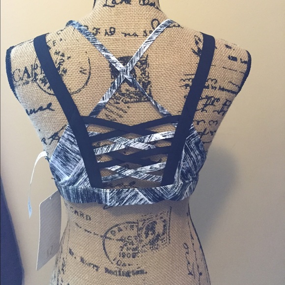 ⬛️SOLD!⬛️NWT Hot to Street Bra - Picture 3 of 4