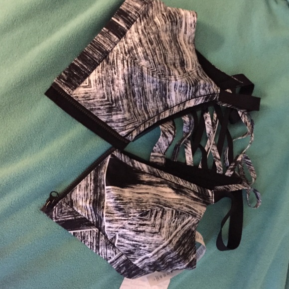 ⬛️SOLD!⬛️NWT Hot to Street Bra - Picture 4 of 4