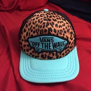 Vans leopard print trucker hat