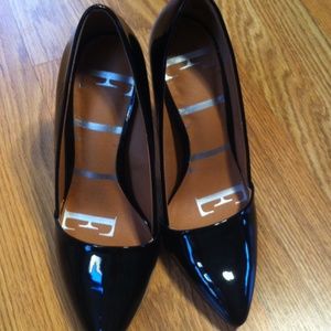 Black ELLE pumps