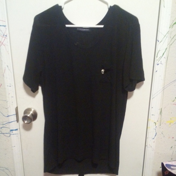 alien pocket t-shirt