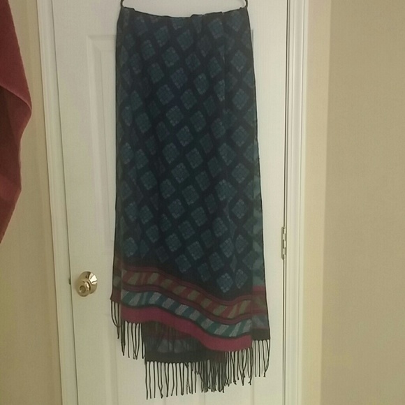 Scarf - Picture 2 of 3