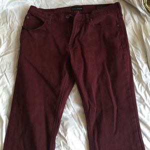 Men's 32x32 maroon Bullhead jeans