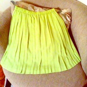 Banana Republic pleated skirt