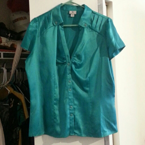 Green dress blouse