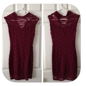 💖NWT Burgundy Lace Dress