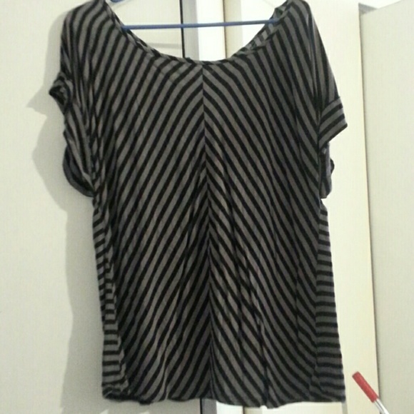 Black/grey stripped shirt