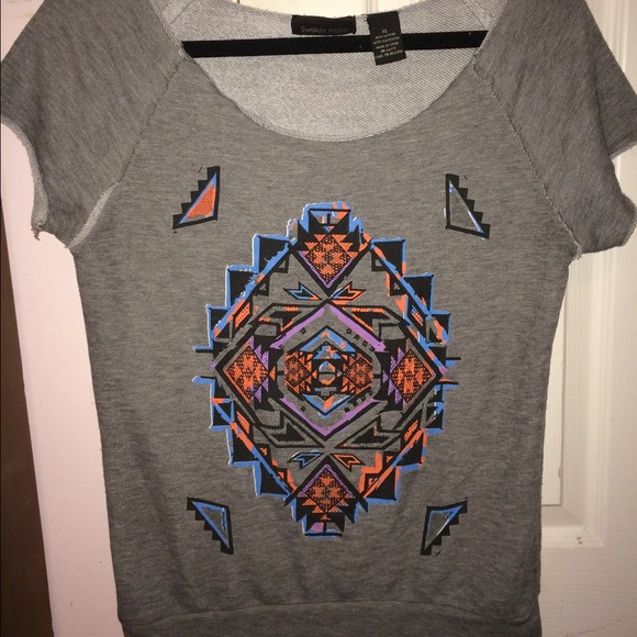 Aztec Print Short Sleeve Sweatshirt