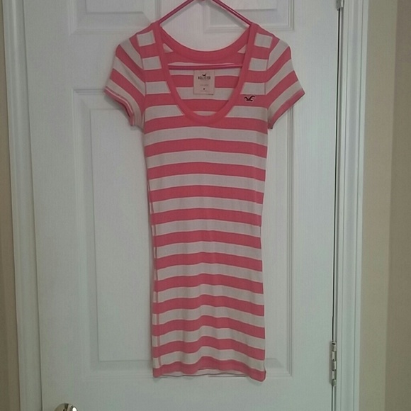 White and pink short sleeve shirt