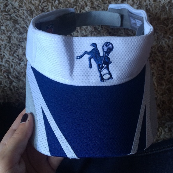 Indianapolis Colts visor - Picture 1 of 3