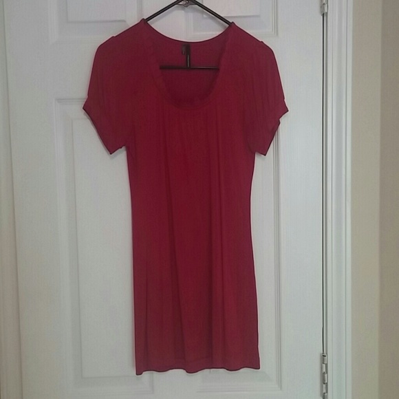 Red short sleeve shirt