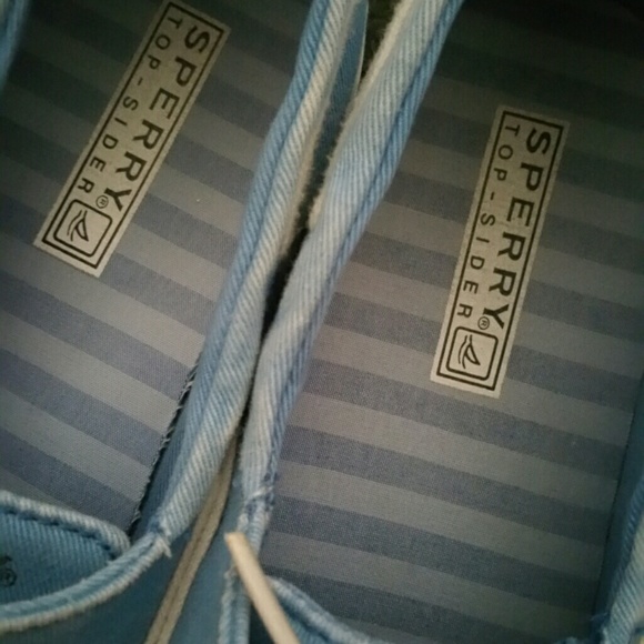 Sperry - Picture 2 of 3