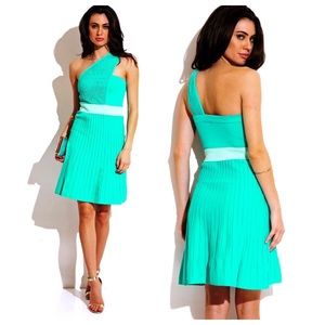 Bundle  S Teal Green and M Royal Blue.👼🏽