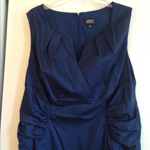 Gorgeous navy blue evening cocktail dress