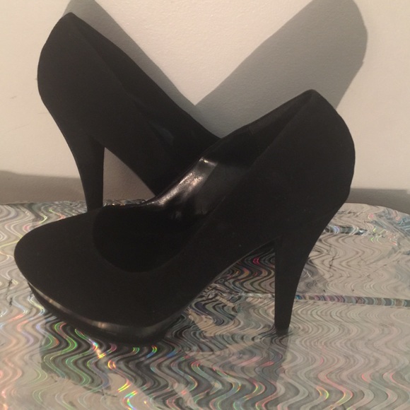 🔵Sale🔴 Price Drop🚫Black platform heel - Picture 3 of 3