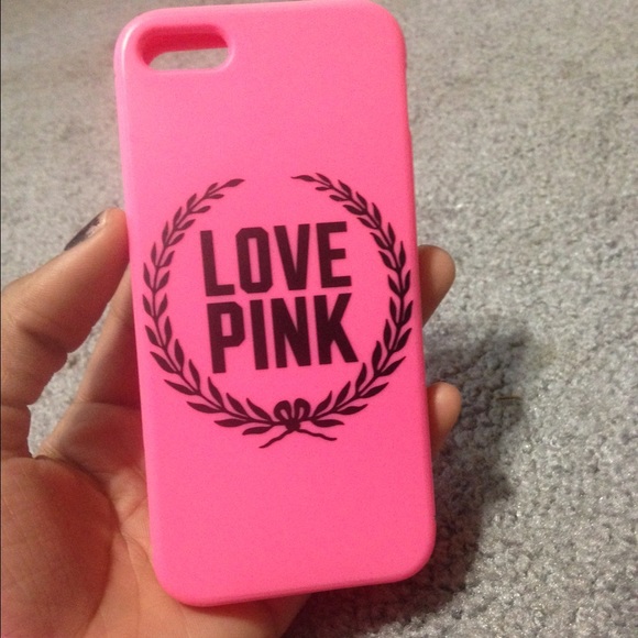 Rubber vs phone case