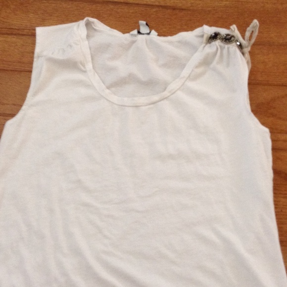 Banana Republic jeweled detail tank!