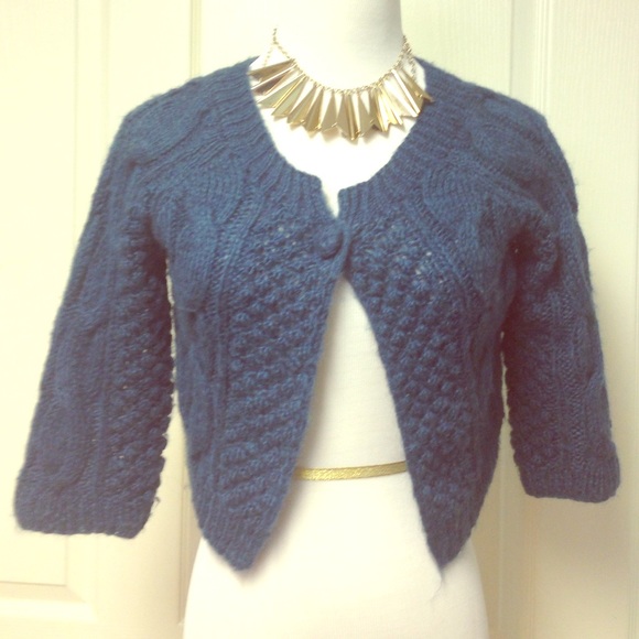 💙💙cutest soft cropped sweater 💙💙