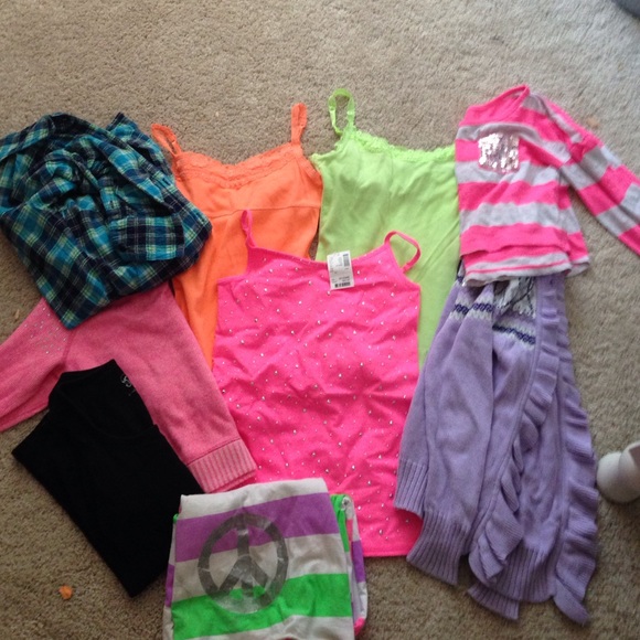 Set of 9 justice clothes