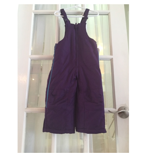 Baby eggplant/purple snow bib