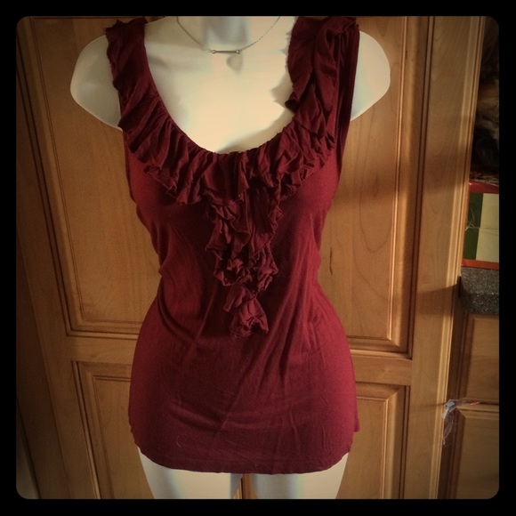 Very cute Maroon tank top with ruffles