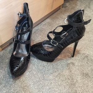 BRAND NEW!! Bebe platform heels