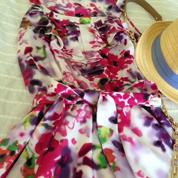 Floral Express wrap dress (XS) - Picture 2 of 4