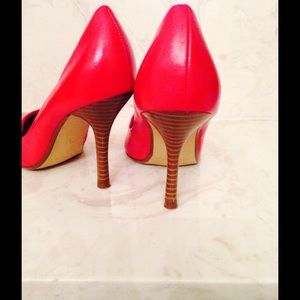 Red Point Pumps