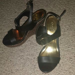 Wedge sandals