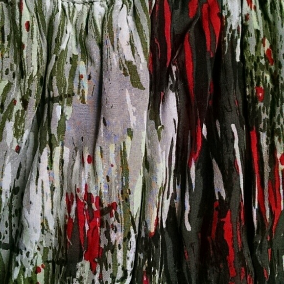 Pattern Dress - Picture 2 of 3