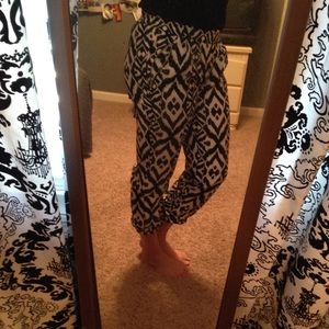 Black and White patterned harem pants