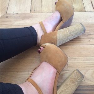 Suede Zodiac USA heels