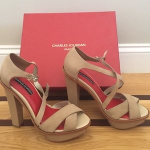 Charles Jourdan Size 7.5 Pumps(never worn)