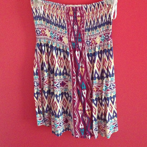 Forever 21 flows tube top