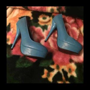 Blue party heels!