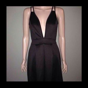 Deep v dress!