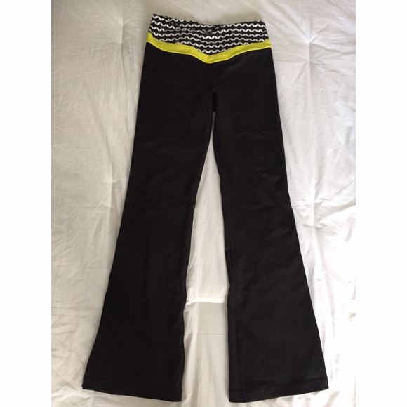 VS supermodel bootcut yoga pants