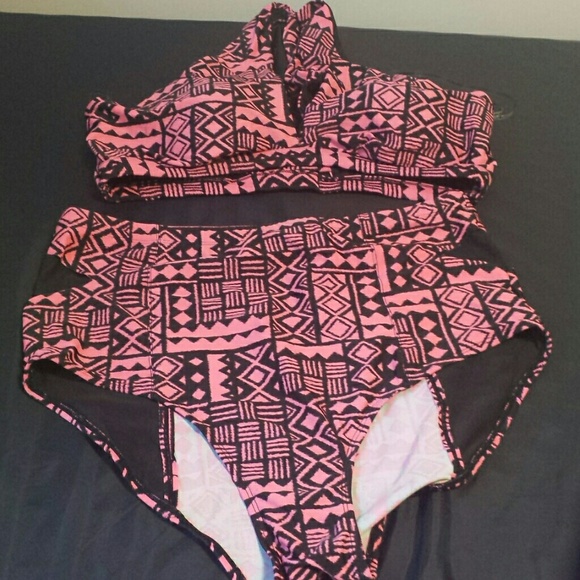 Forever 21 plus size swimsuit