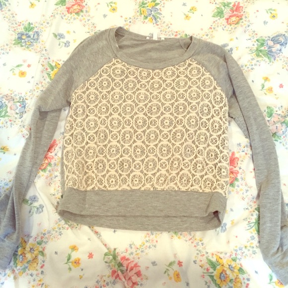 Crop sweater