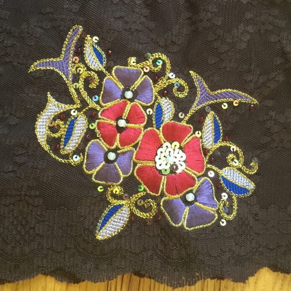 100% Silk Adjustable Straps Top - Picture 2 of 3