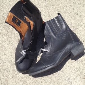 Black Ariat Leather ATS English Boots