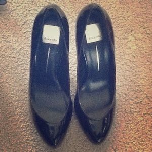 Like New Patent Leather Black Pumps