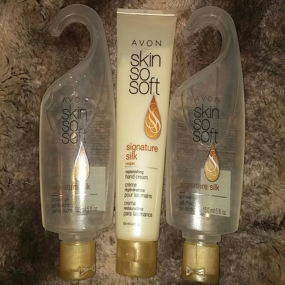 Bundle of BRAND NEW AVON items for @tamharris85