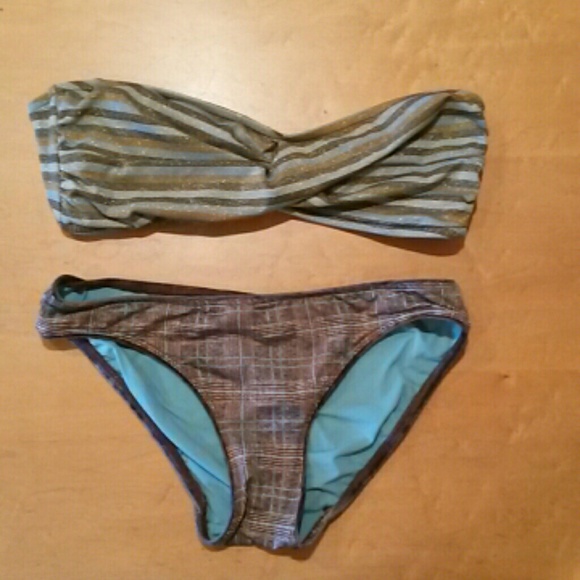 Mismatched bandeau and bottom bundle!