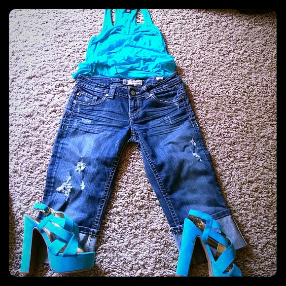 (bundle) MEK Jeans, shoes and ruffle tank top