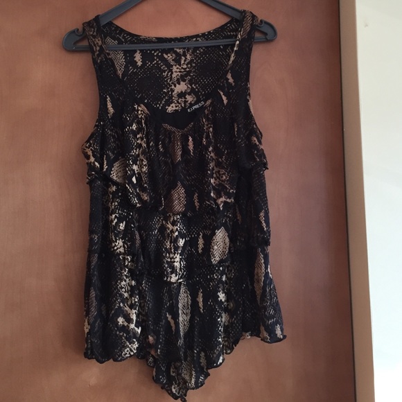 Express top sz M