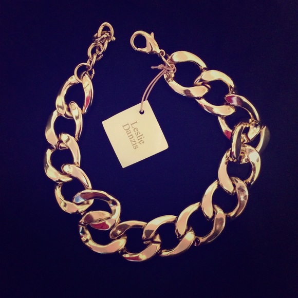 Leslie Danzis Jewelry - NWT Trendy Chainlink Necklace.